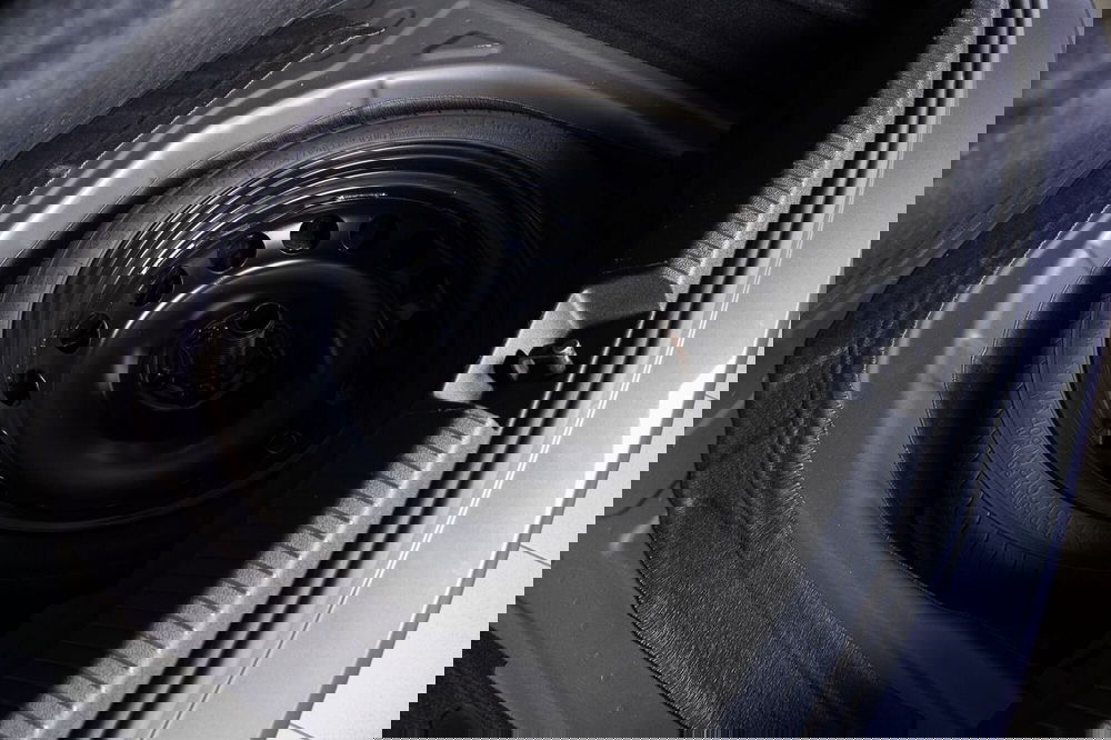 Volkswagen Taigo usata a Perugia (8)