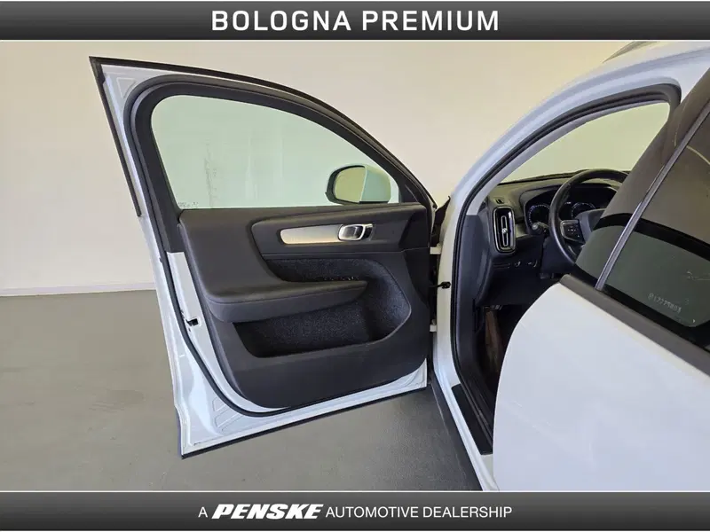 Volvo XC40 usata a Bologna (18)