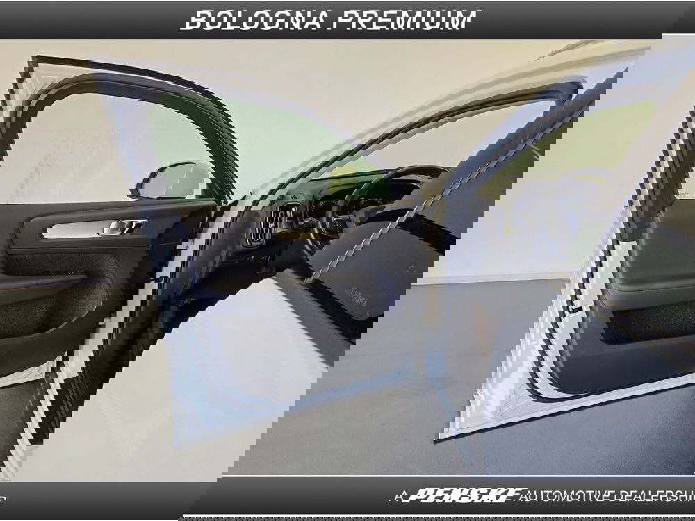 Volvo XC40 usata a Bologna (18)