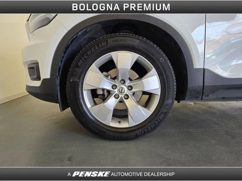 Volvo XC40 usata a Bologna (9)