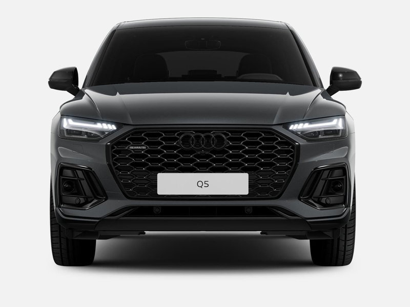 Audi Q4 Sportback usata a Caserta (5)