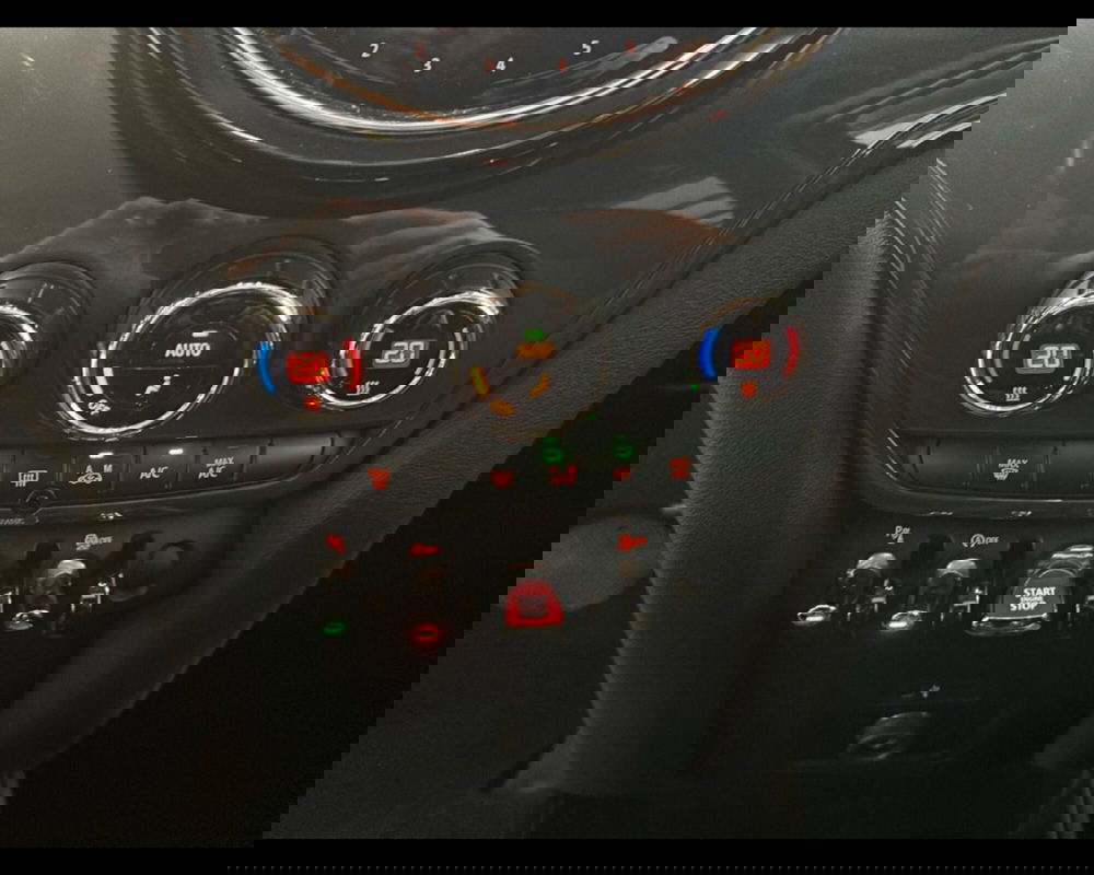 MINI Mini Countryman usata a Napoli (18)