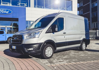 Ford Transit Furgone transit 290 2.0 tdci 130cv trend L2H2 E6.2 del 2021 usata a Caresanablot