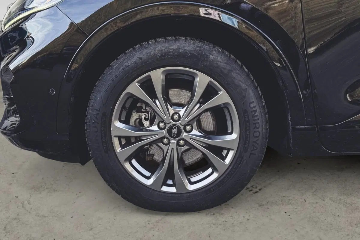 Ford Kuga usata a Vercelli (4)