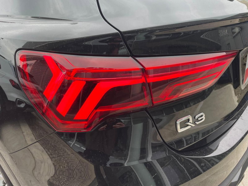 Audi Q3 Sportback usata a Taranto (4)