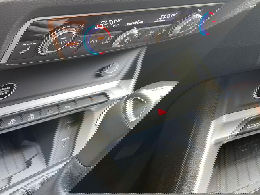 Audi Q3 Sportback usata a Taranto (9)