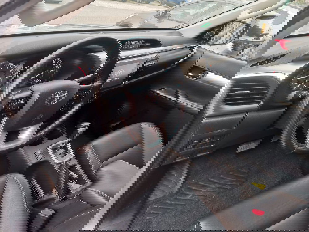 Toyota Hilux usata a Bergamo (12)