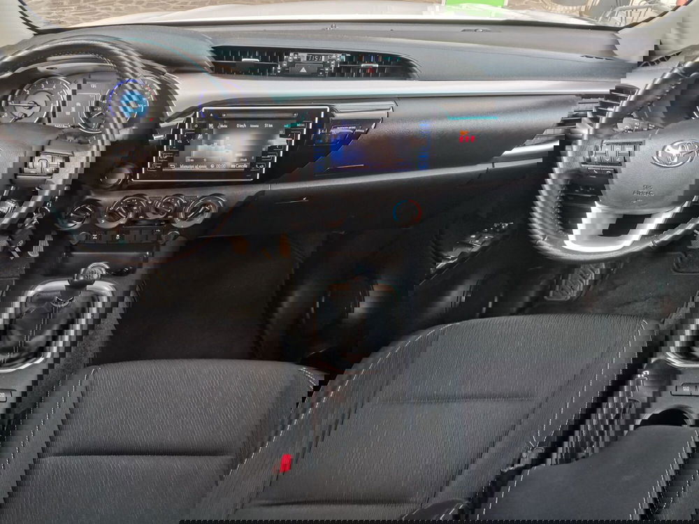 Toyota Hilux usata a Bergamo (9)
