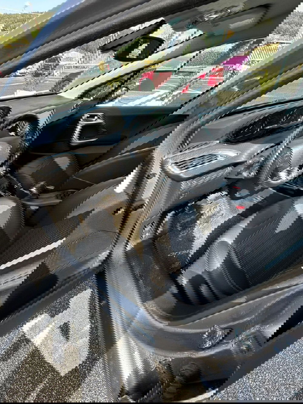 Peugeot 2008 usata a Roma (6)