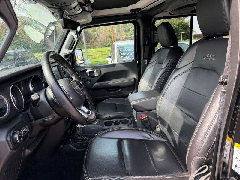 Jeep Wrangler usata a Rimini (11)