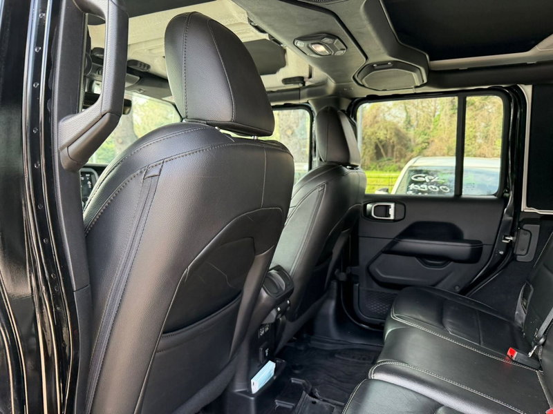 Jeep Wrangler usata a Rimini (13)