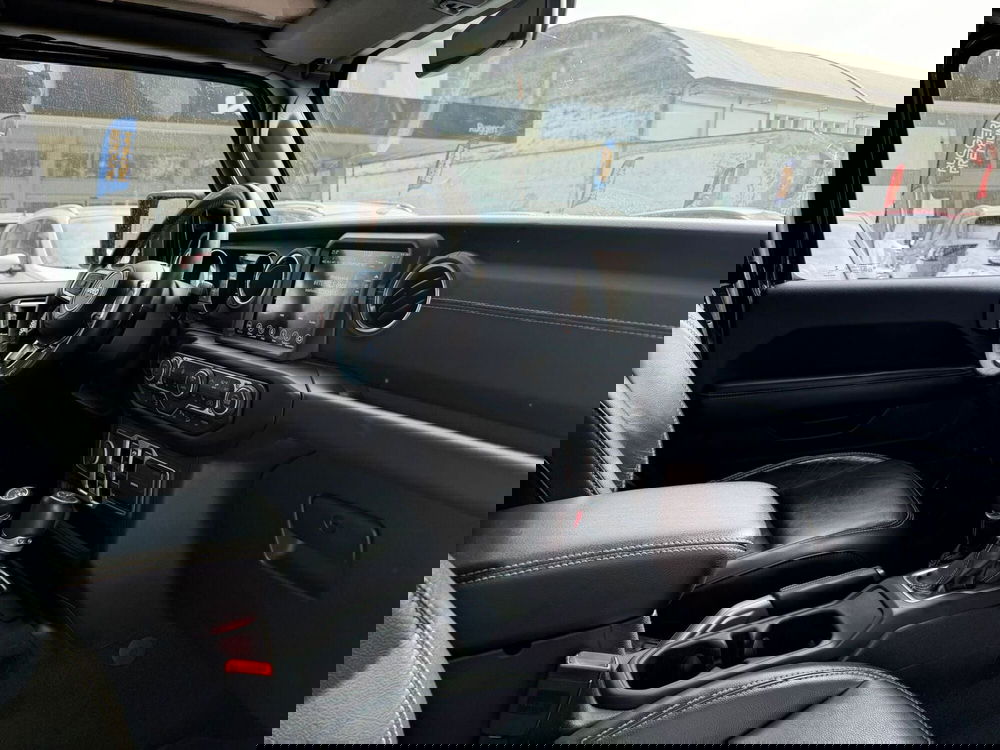 Jeep Wrangler usata a Rimini (19)