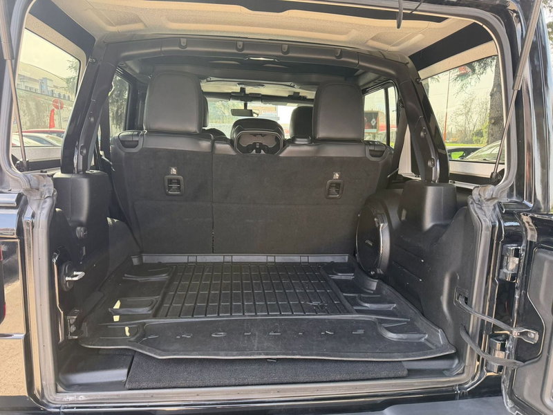 Jeep Wrangler usata a Rimini (20)