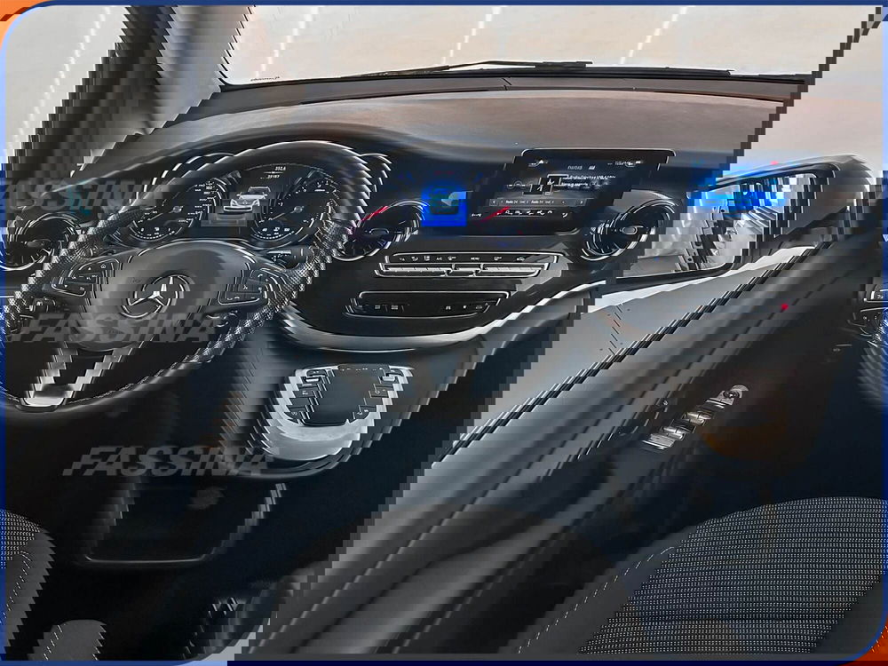 Mercedes-Benz Classe V usata a Milano (10)