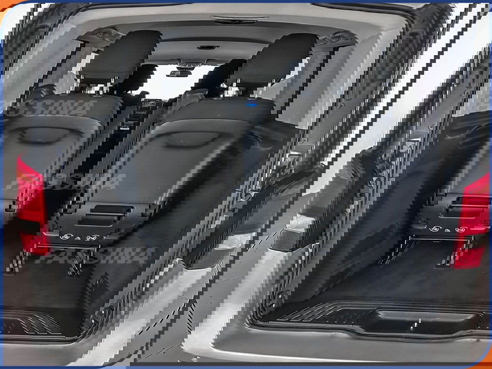 Mercedes-Benz Classe V usata a Milano (12)