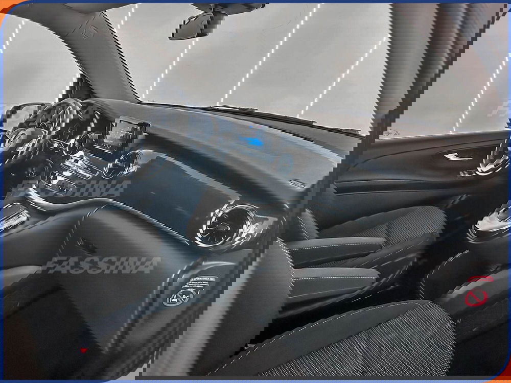 Mercedes-Benz Classe V usata a Milano (15)