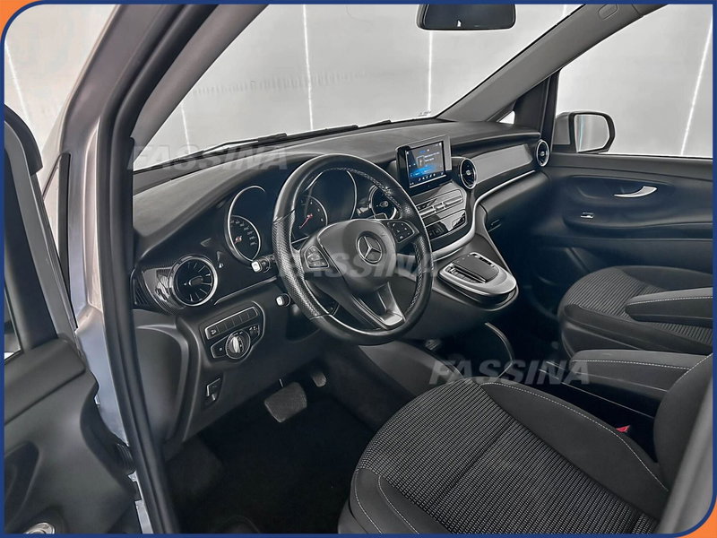 Mercedes-Benz Classe V usata a Milano (9)