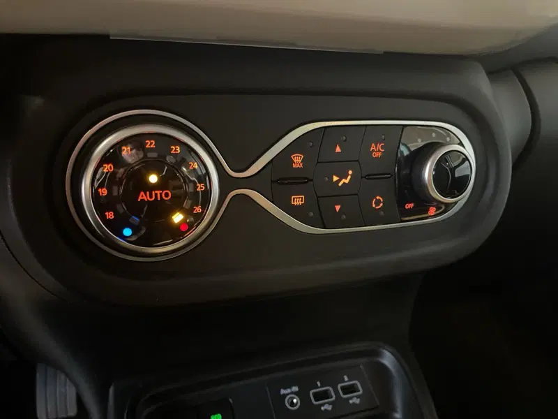 Renault Twingo usata a Brescia (13)