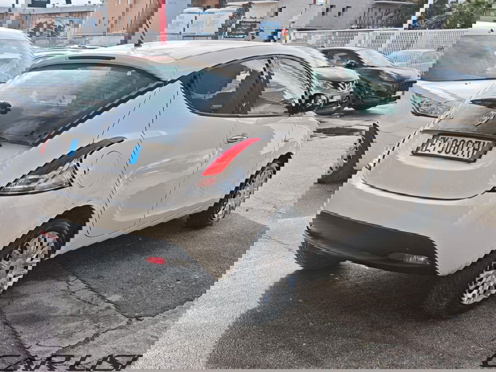 Lancia Ypsilon usata a Foggia (5)