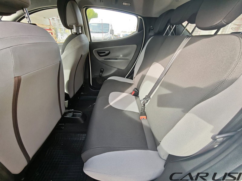 Lancia Ypsilon usata a Foggia (9)