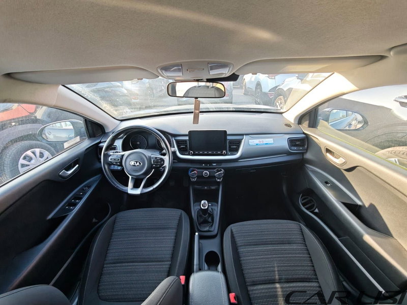 Kia Stonic usata a Foggia (7)