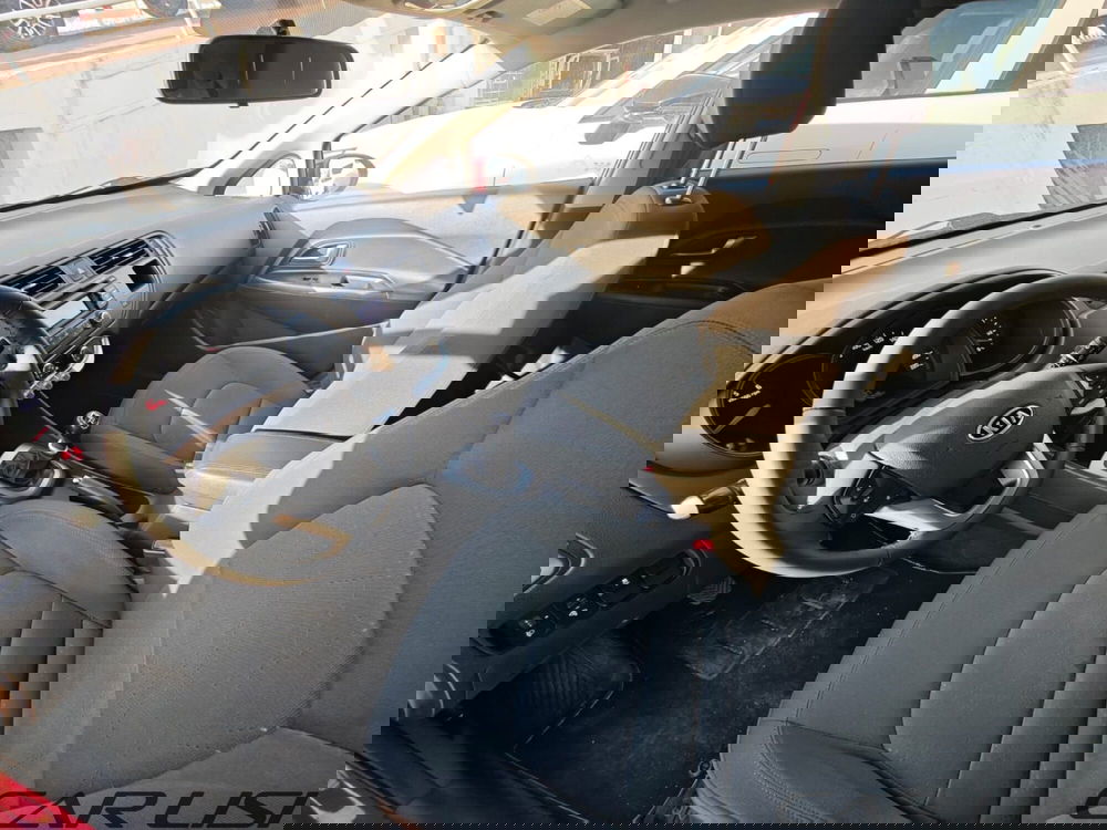 Kia Rio usata a Foggia (8)