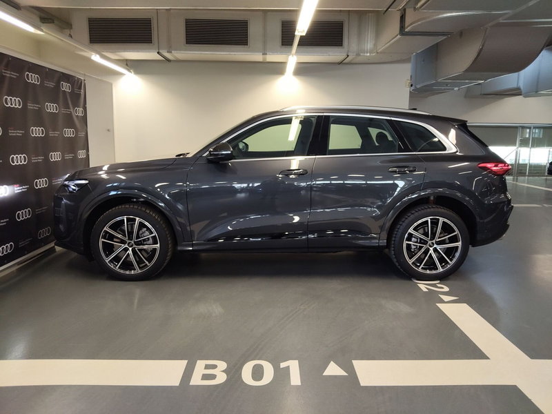 Audi Q5 nuova a Modena (3)