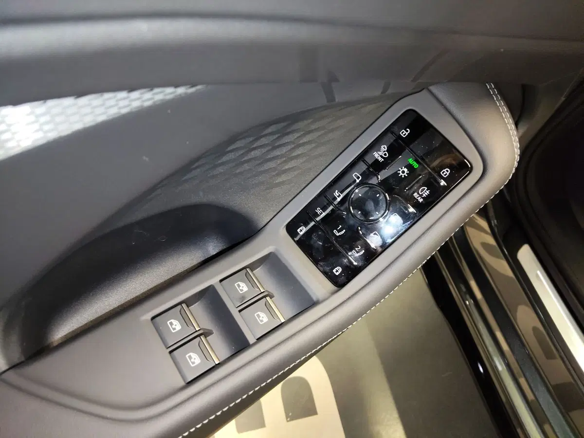 Audi A6 Avant nuova a Modena (16)