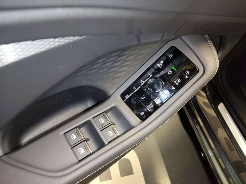 Audi A6 Avant nuova a Modena (16)