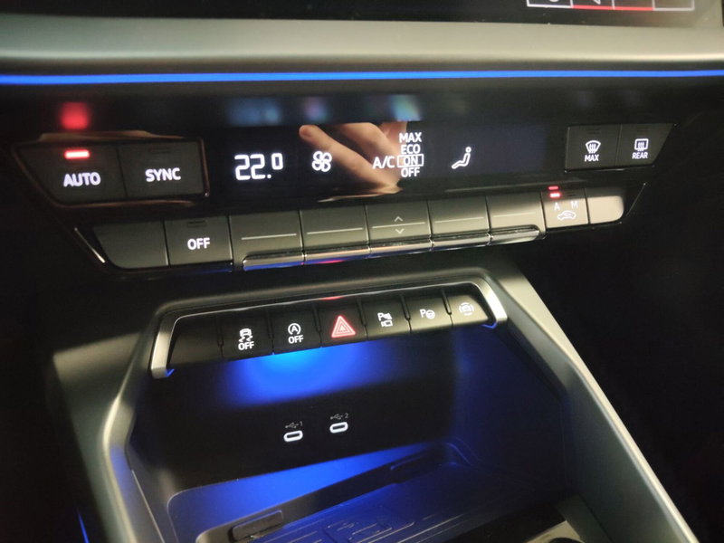 Audi A3 Sportback nuova a Modena (11)