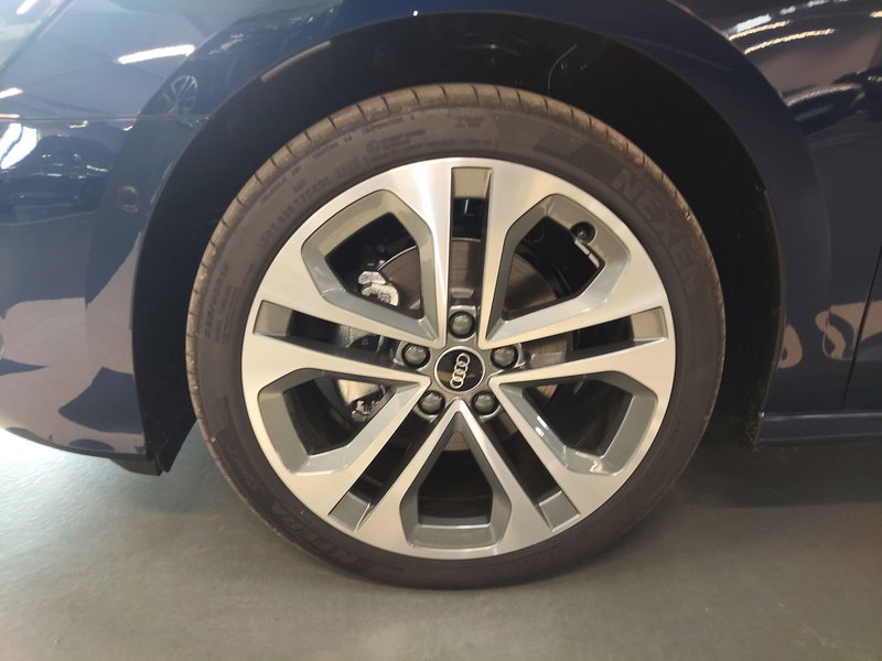 Audi A3 Sportback nuova a Modena (6)