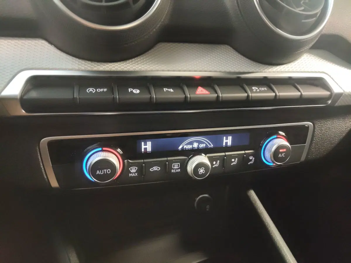 Audi Q2 nuova a Modena (11)