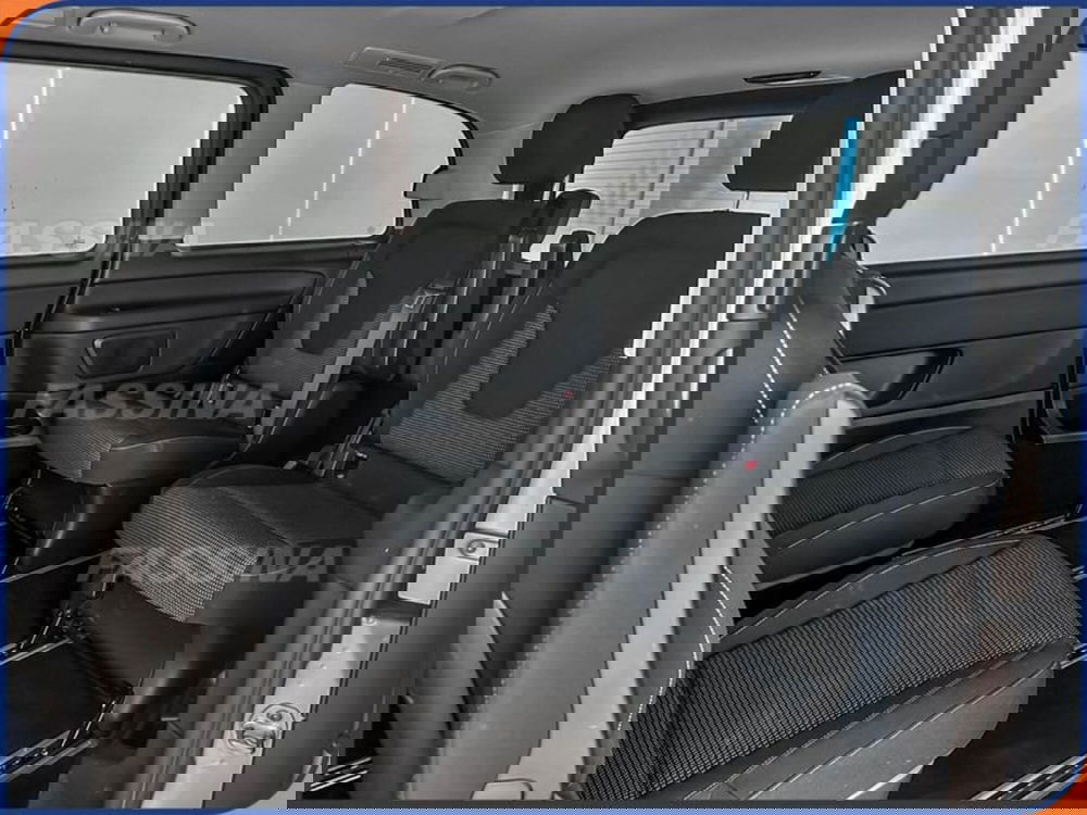 Mercedes-Benz Classe V usata a Milano (11)