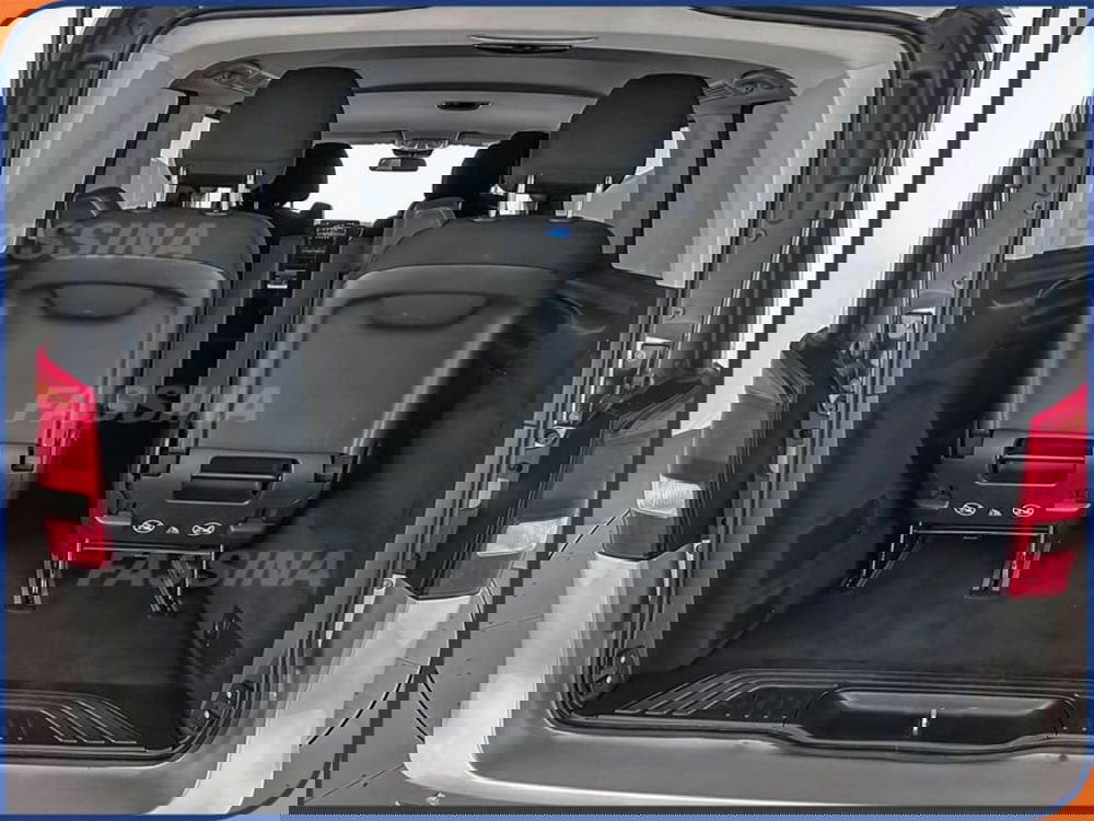 Mercedes-Benz Classe V usata a Milano (12)