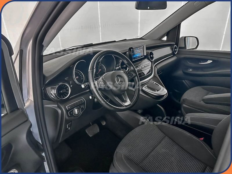 Mercedes-Benz Classe V usata a Milano (9)