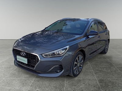 Hyundai i30 Station Wagon 1.6 CRDi 115CV Business del 2020 usata a Triggiano