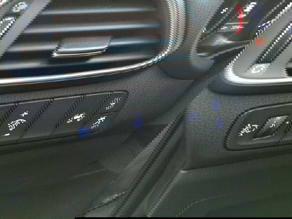 Hyundai i30 Station Wagon usata a Bari (18)