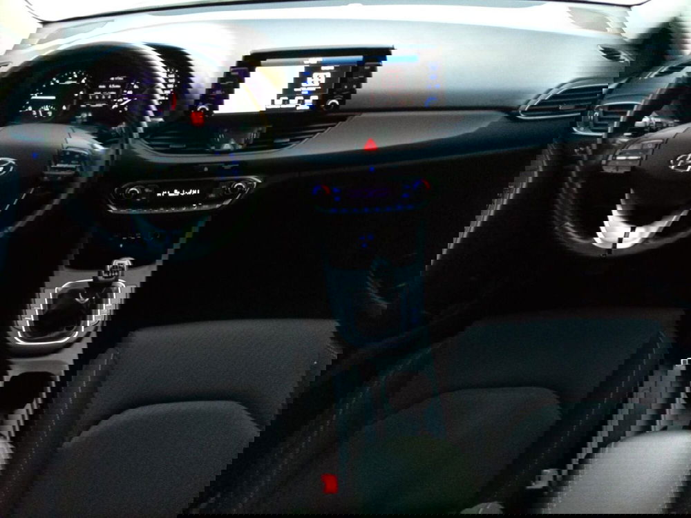 Hyundai i30 Station Wagon usata a Bari (3)