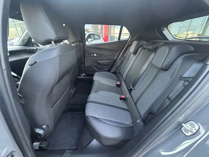 Peugeot 2008 usata a Modena (12)