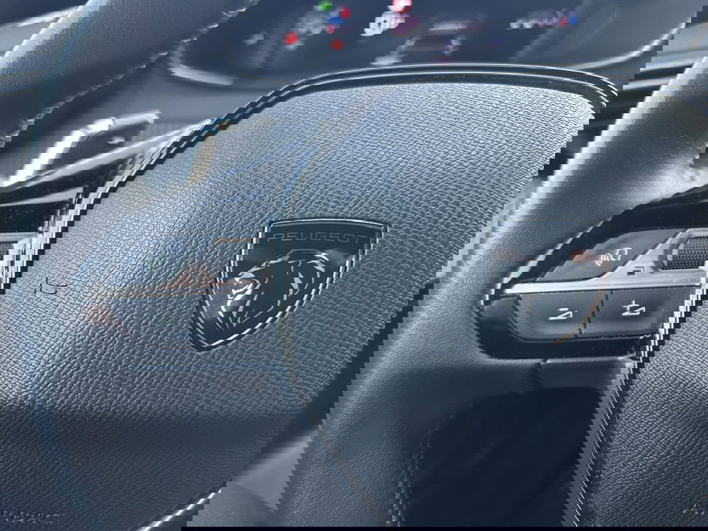 Peugeot 2008 usata a Modena (17)