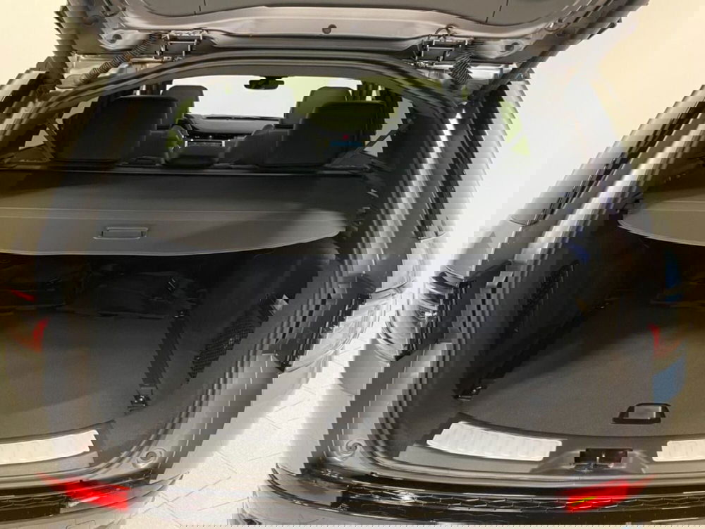 Land Rover Discovery Sport usata a Novara (20)