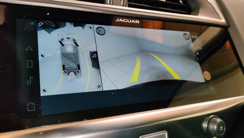 Jaguar I-Pace usata a Novara (11)
