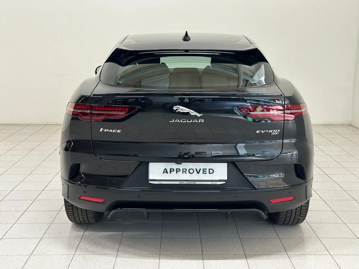 Jaguar I-Pace usata a Novara (7)