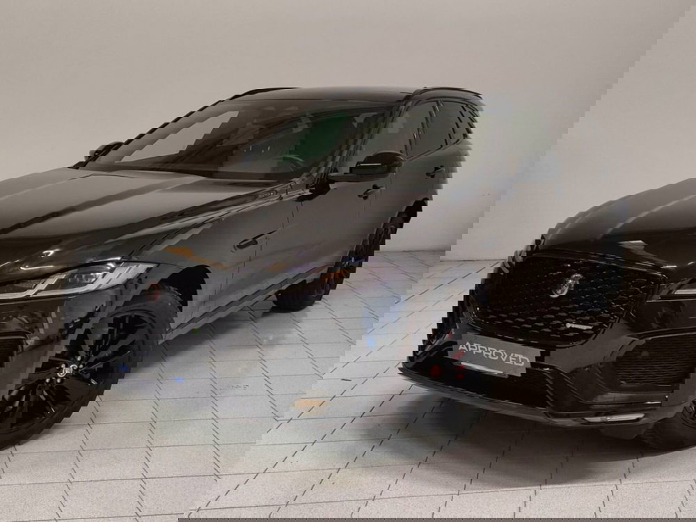 Jaguar F-Pace usata a Novara