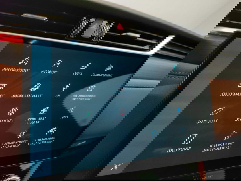 Jaguar F-Pace usata a Novara (15)