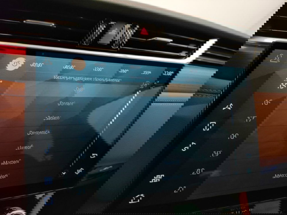 Jaguar F-Pace usata a Novara (16)