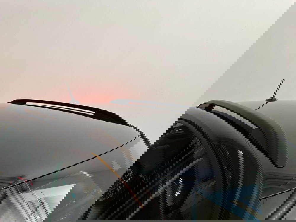 Volkswagen T-Cross nuova a Novara (15)