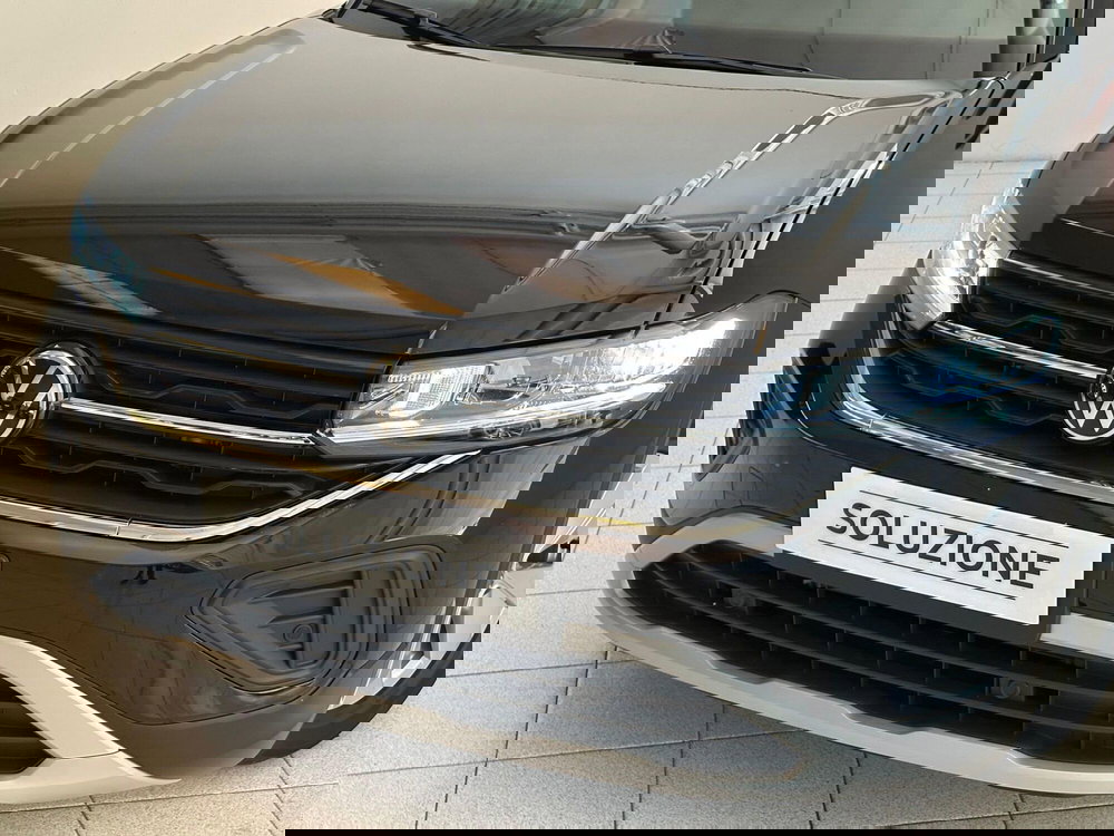 Volkswagen T-Cross nuova a Novara (17)