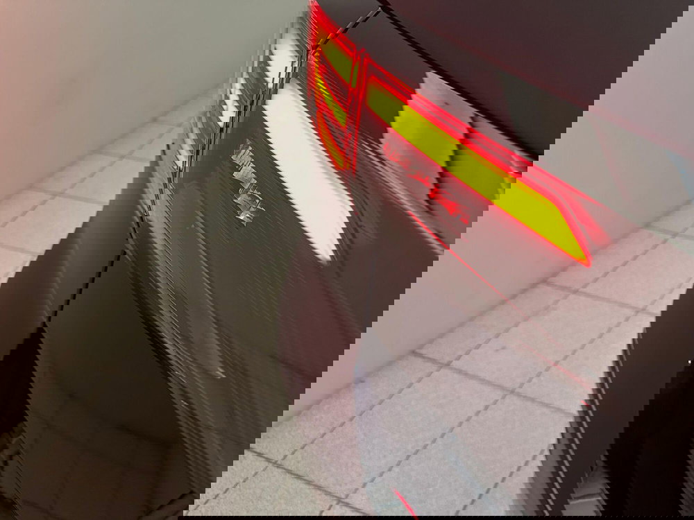 Volkswagen T-Cross nuova a Novara (19)