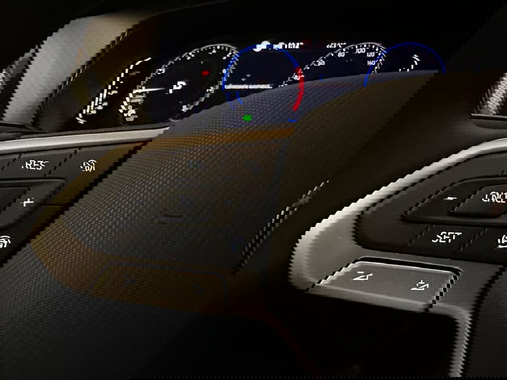 Volkswagen T-Cross nuova a Novara (8)